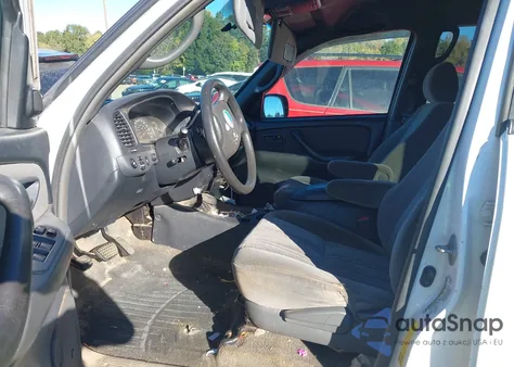 2006 Toyota Tundra Sr5 V8 из США, поврежденный, VIN 5TBDT44126S529564